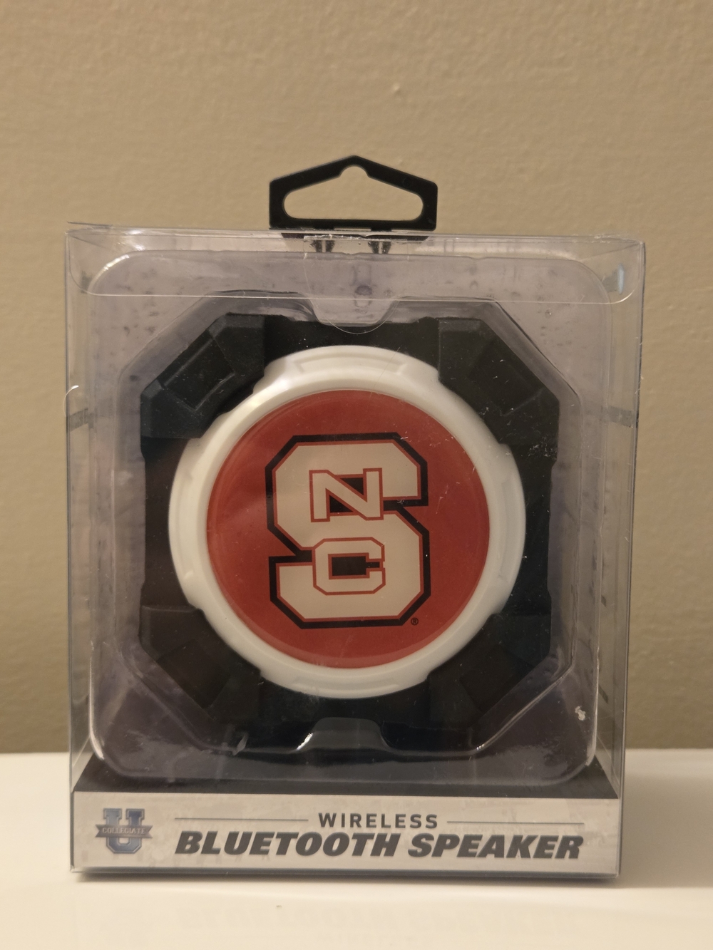 NC State Wolfpack Bluetooth Speaker Collegiate Shockbox Water Resistant NIB